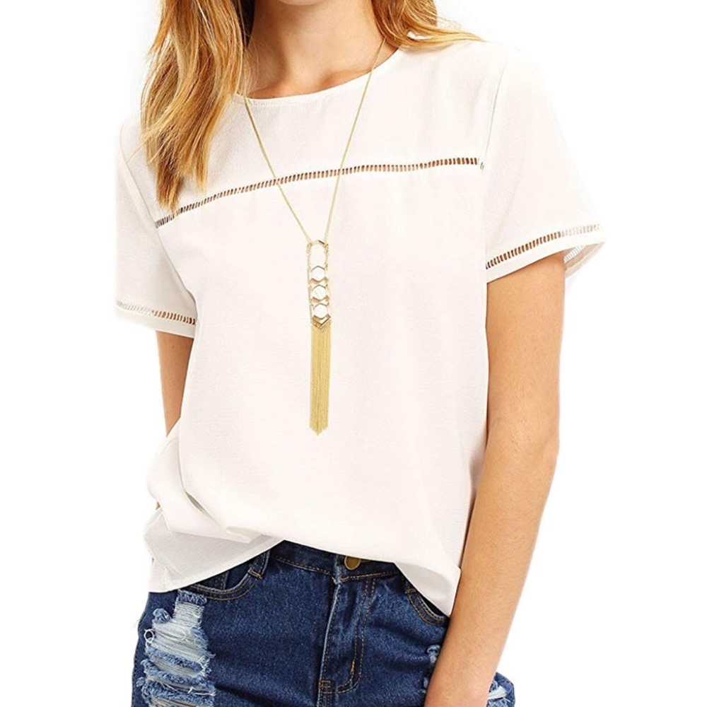 🖤 White Round Neck Blouse 🖤
